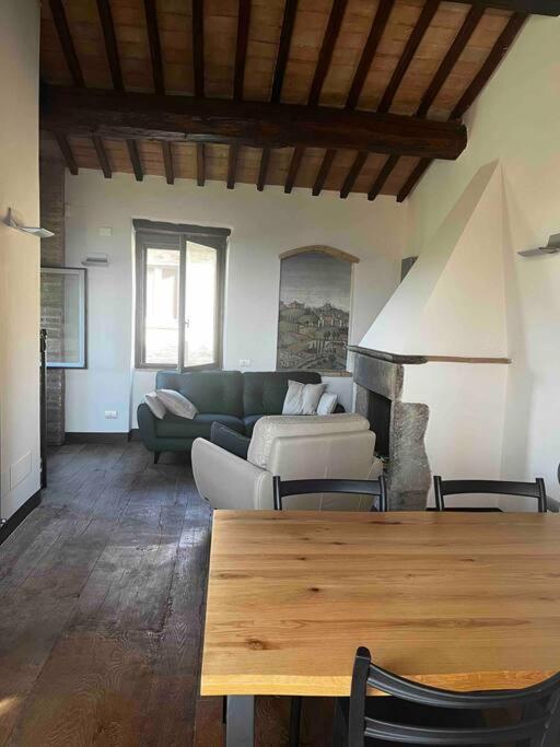 Medieval Tower In Umbria With Swimming Pool Montelagello Exterior foto